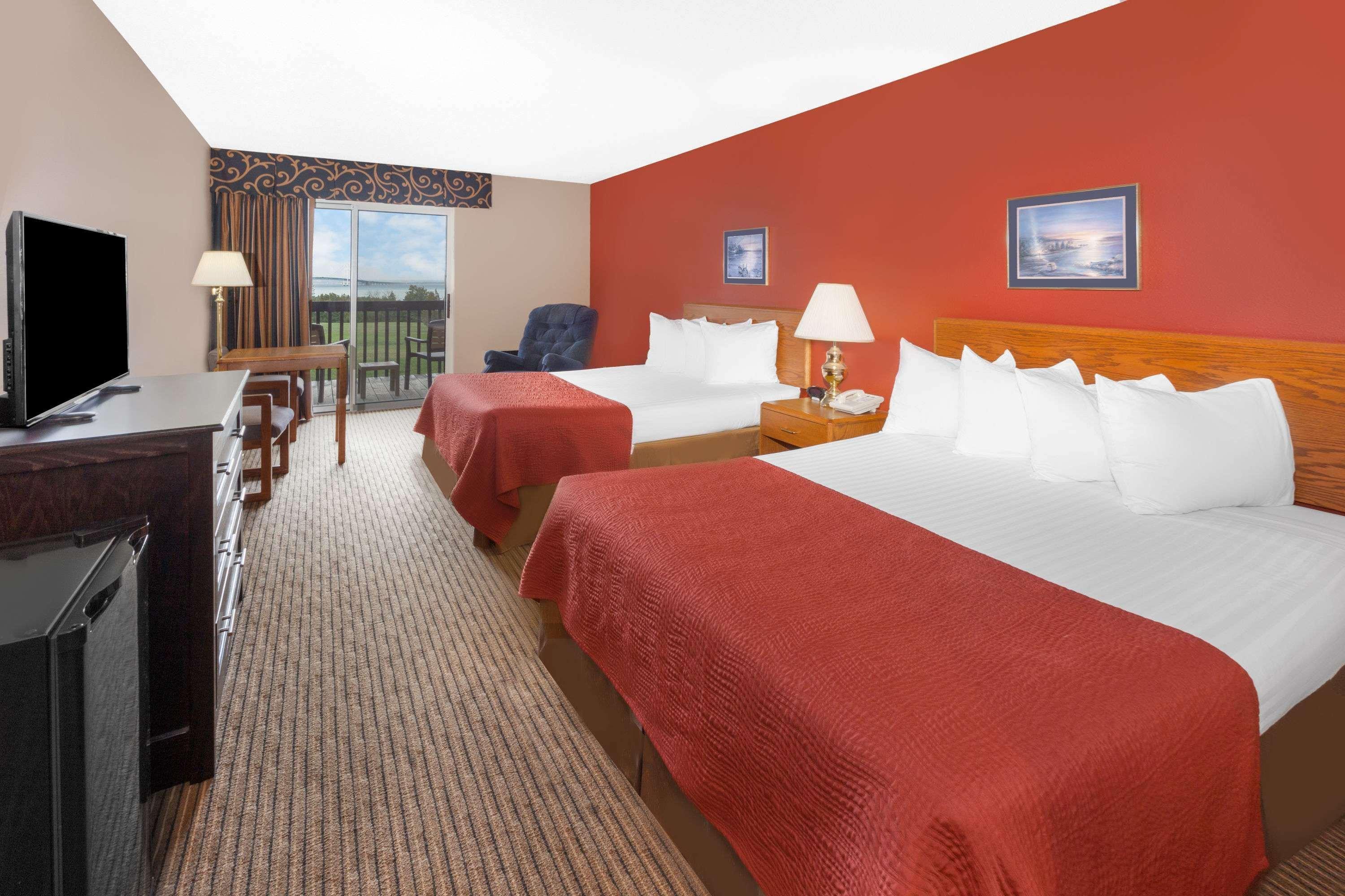 ซูเปอร์ 8 บาย วินด์แฮม เซนต์อิกเนซ Hotel ภายนอก รูปภาพ